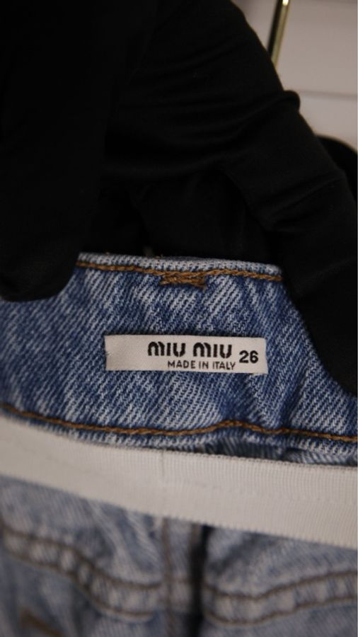 MIU MIU 浅蓝色丹宁牛仔高腰松紧带花苞短裤-17