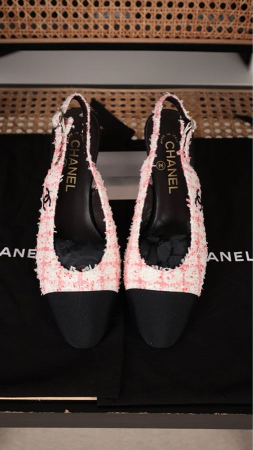 Chanel 24P Sling back粉色粗花呢高跟凉鞋-1
