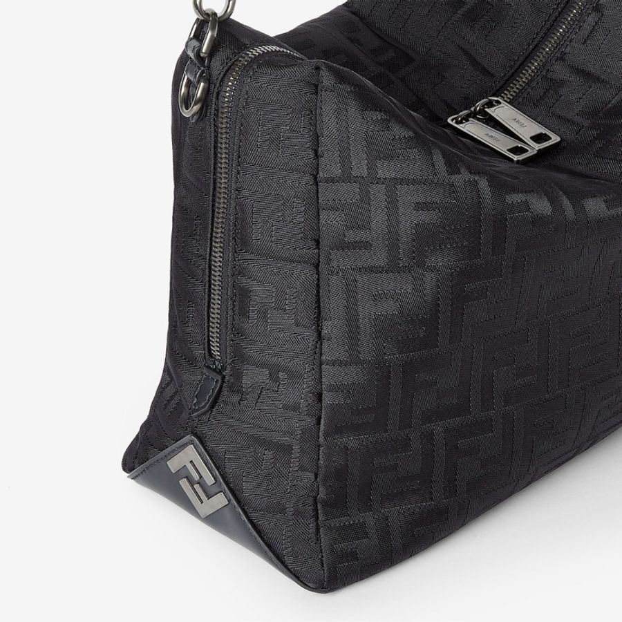 Fendi 男士 Fendi Lui Large 單肩包均碼碼大號-3