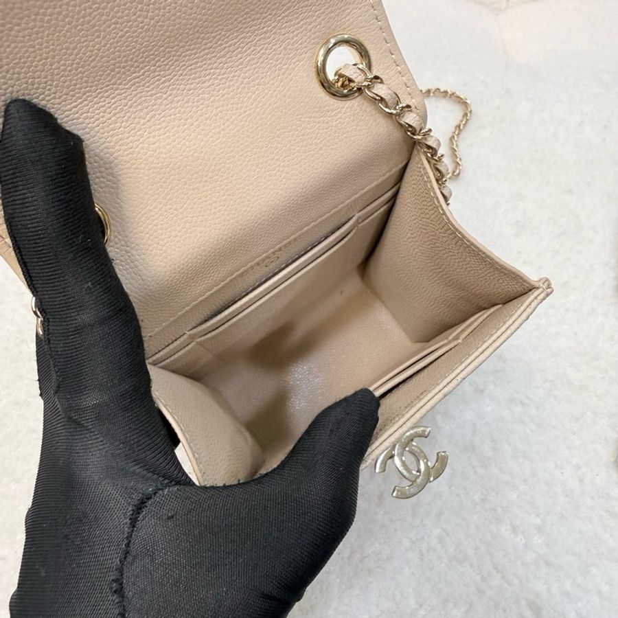 Chanel 米色荔紋山羊皮手機包-27