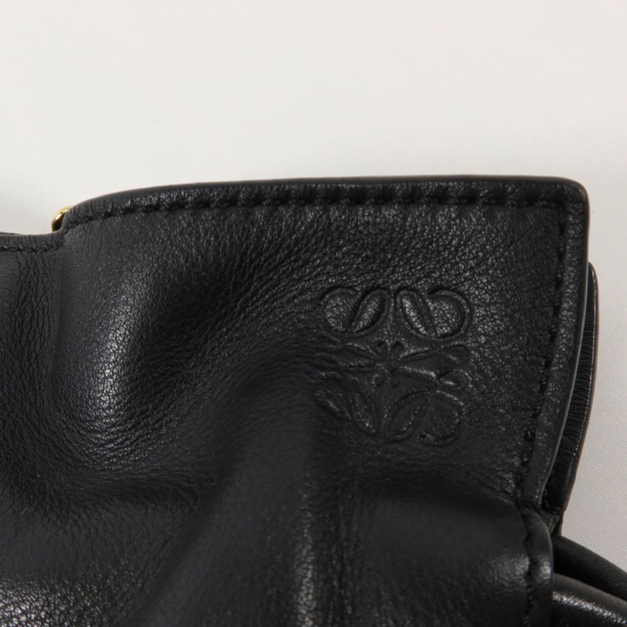 LOEWE 羊皮皮革Mini Flamenco Clutch With Chain鏈帶肩背袋-6