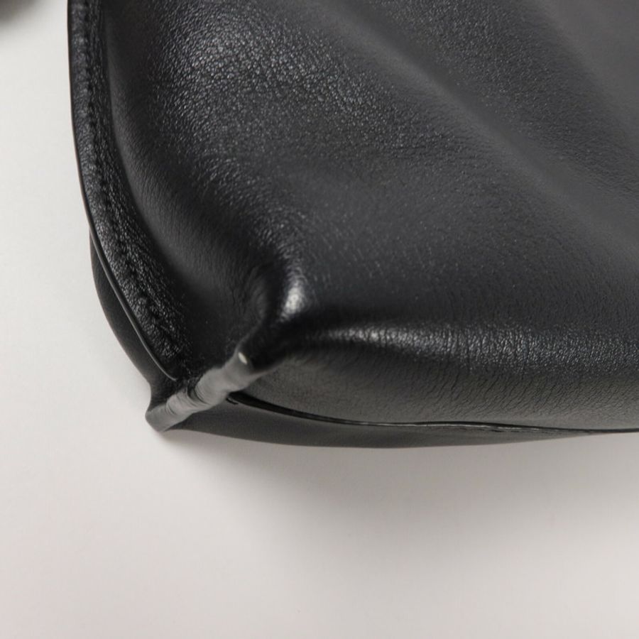 LOEWE 羊皮皮革Mini Flamenco Clutch With Chain鏈帶肩背袋-12