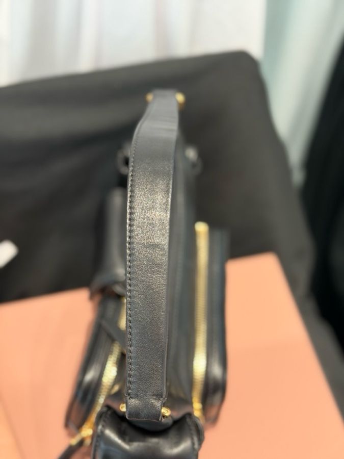 繆繆 Miu Miu 單肩包黑色 腋下包 12*21*6cm 附件 塵袋-6