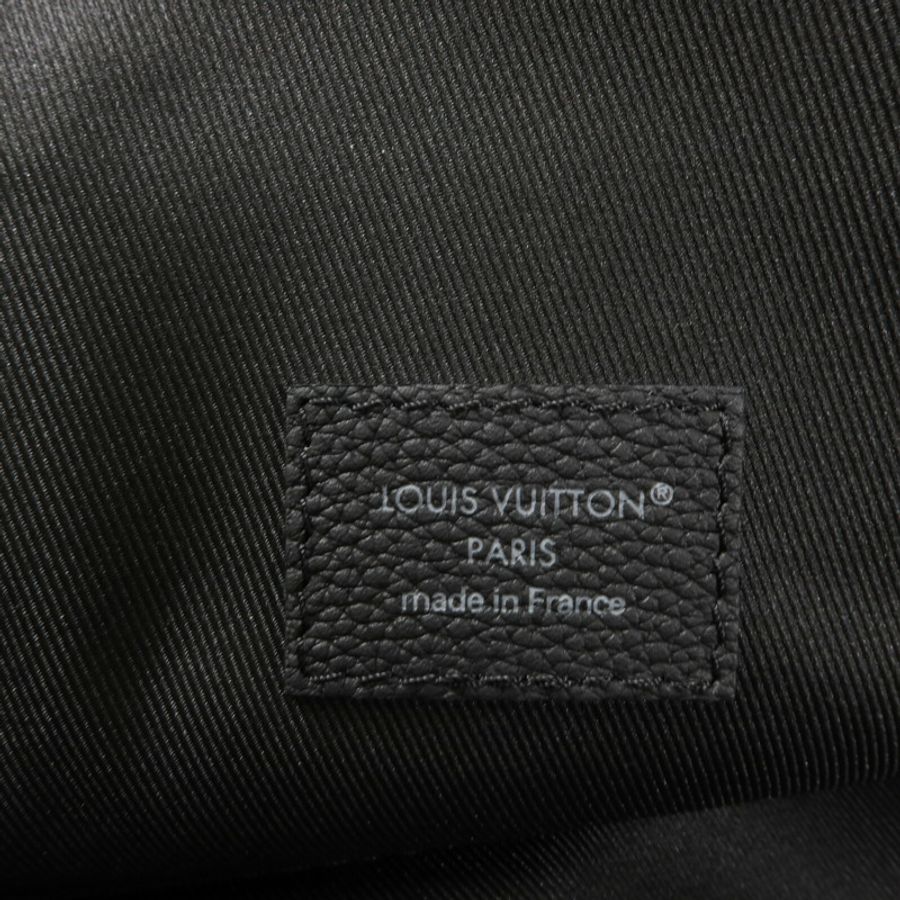 LOUIS VUITTON Damoflage Christopher MM背包-5