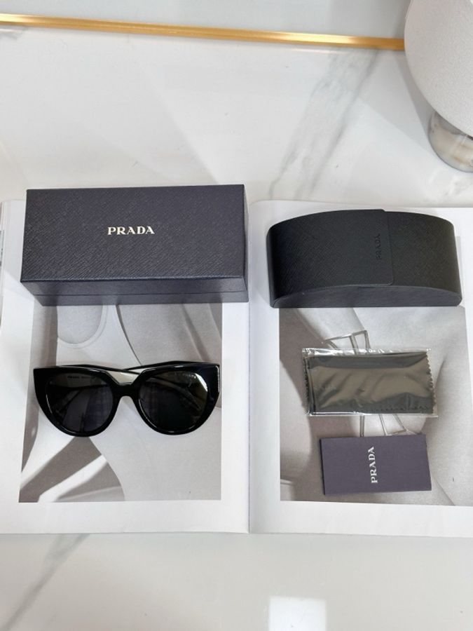 PRADA 普拉達 黑色方圓形墨鏡-8