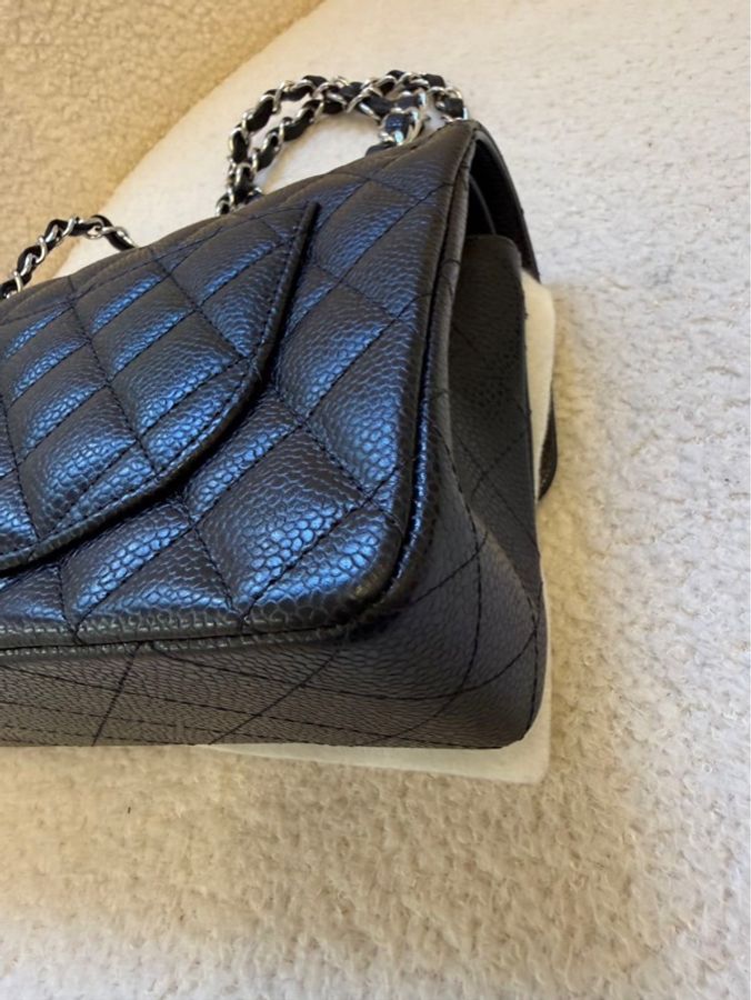 Chanel香奈兒黑銀荔枝紋牛皮小號CF,99新晶片款,2024年10月份購買,尺寸 23*14.5*6-17