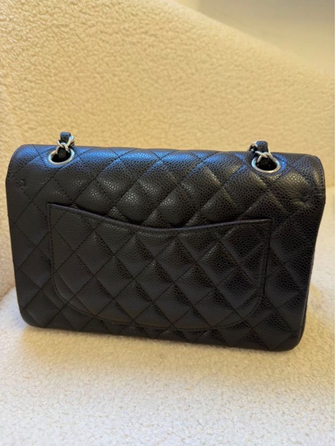Chanel香奈兒黑銀荔枝紋牛皮小號CF,99新晶片款,2024年10月份購買,尺寸 23*14.5*6-30