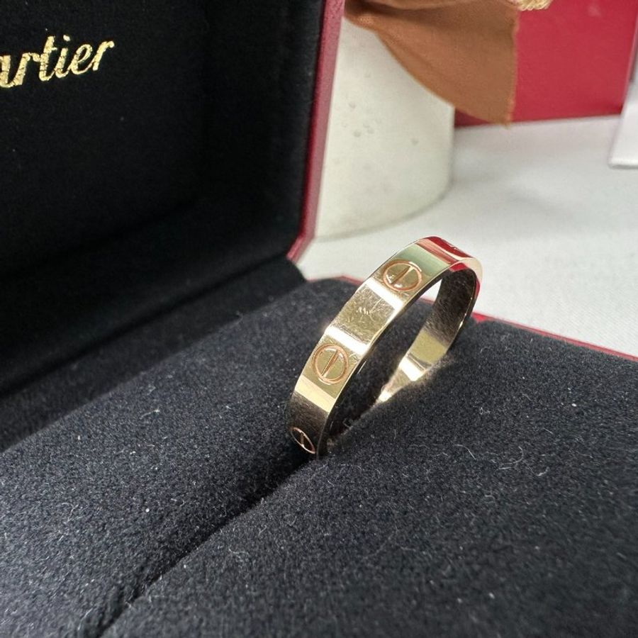 Cartier 經典LOVE系列玫瑰金戒指-1