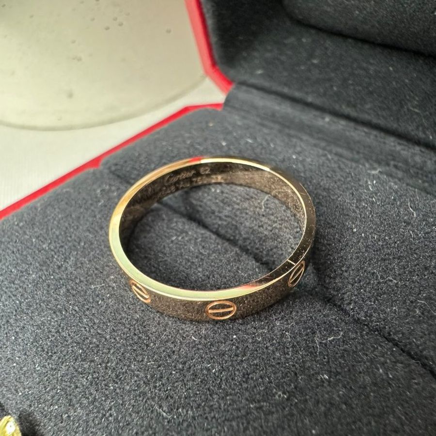 Cartier 經典LOVE系列玫瑰金戒指-2