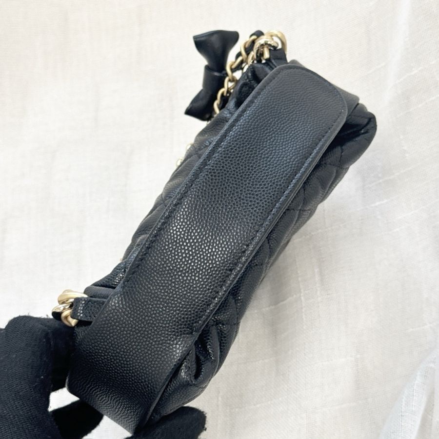 Chanel Bow Hobo Pouch-6