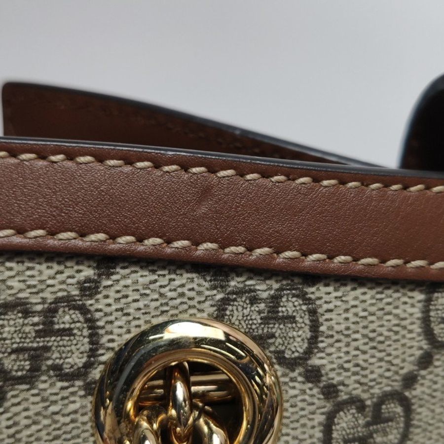 Gucci Padlock中型牛皮GG老花鎖扣單肩包-19