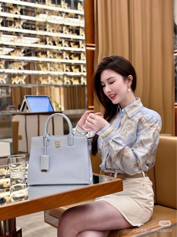 【威選精品】👜 BURBERRY Frances 藍色金扣 手提/肩背/斜背包-12