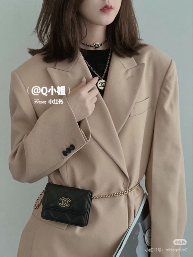 【威選精品】🖤 CHANEL 黑色琺瑯雙C小腰包|迷你精品新寵-2
