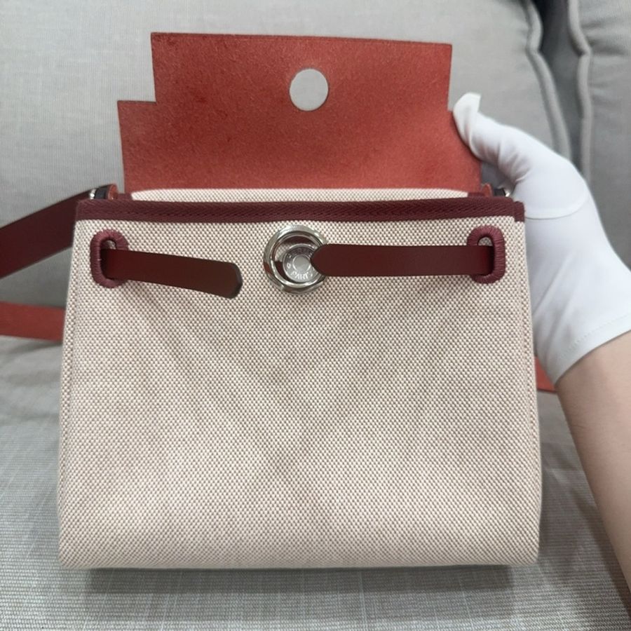 JK國際二手精品✨ 98新 Hermes mini herbag 最新G刻-14