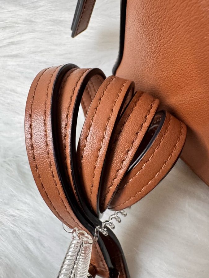 LOEWE Puzzle Mini棕色-17