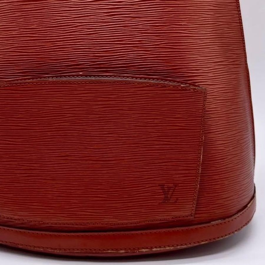 🌷LouisVuitton EPI水波紋後背包|經典花紋✦fufu style 精品✦ 氣質款|後背包-8