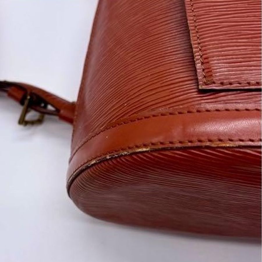 🌷LouisVuitton EPI水波紋後背包|經典花紋✦fufu style 精品✦ 氣質款|後背包-14