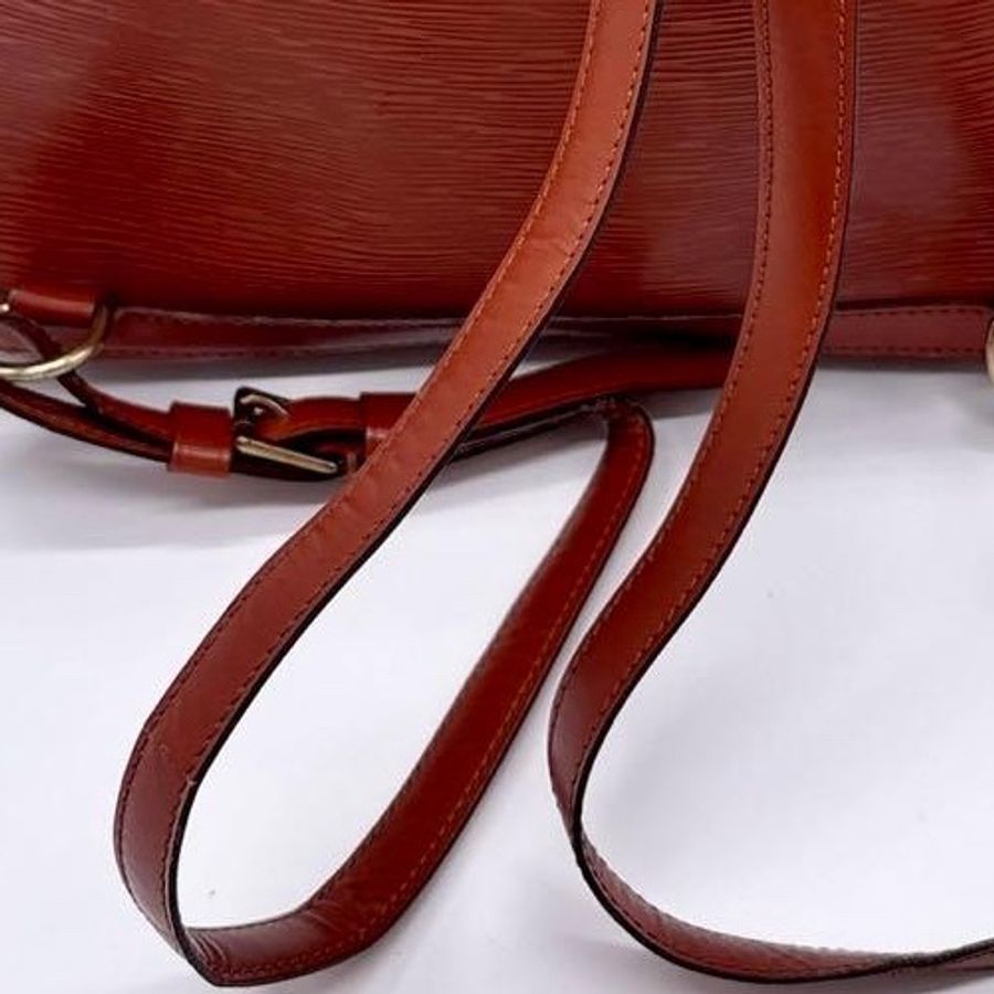 🌷LouisVuitton EPI水波紋後背包|經典花紋✦fufu style 精品✦ 氣質款|後背包-28