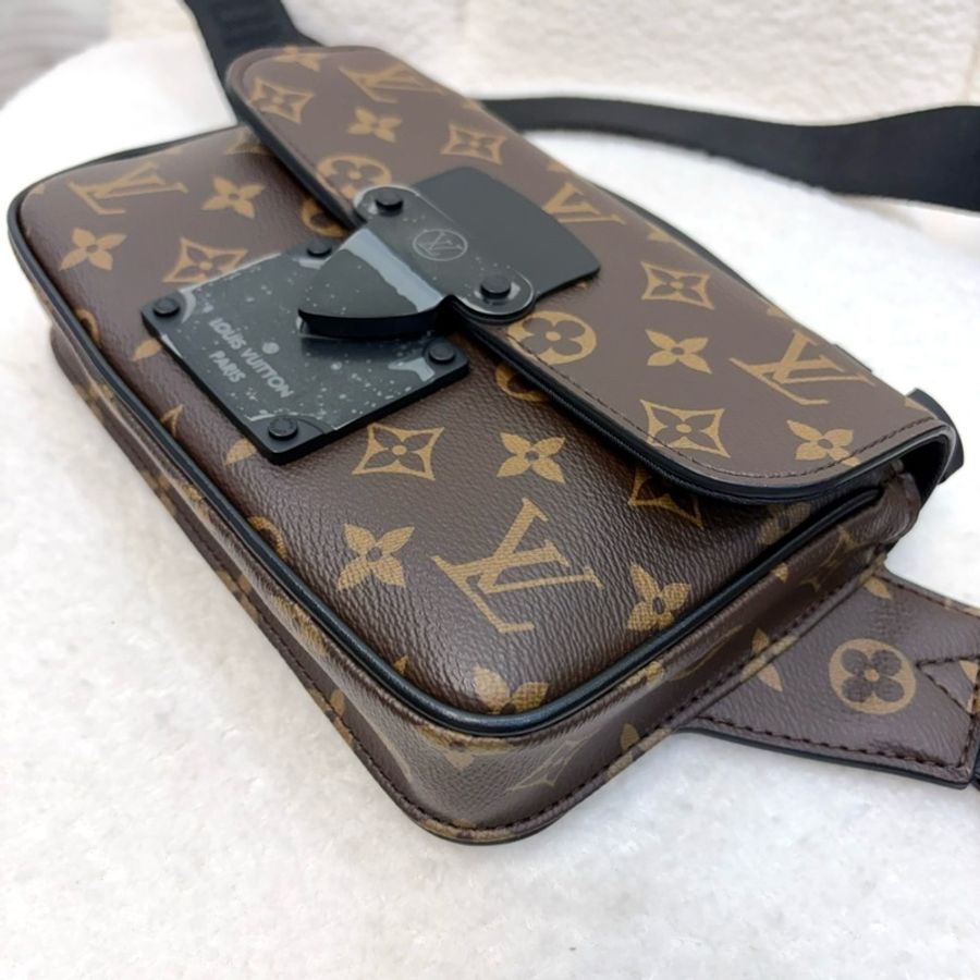 LV 路易威登 原花 Monogram Macassar 黑色 牛皮 S Lock Sling 手提包 胸包 斜背包 M45807-19