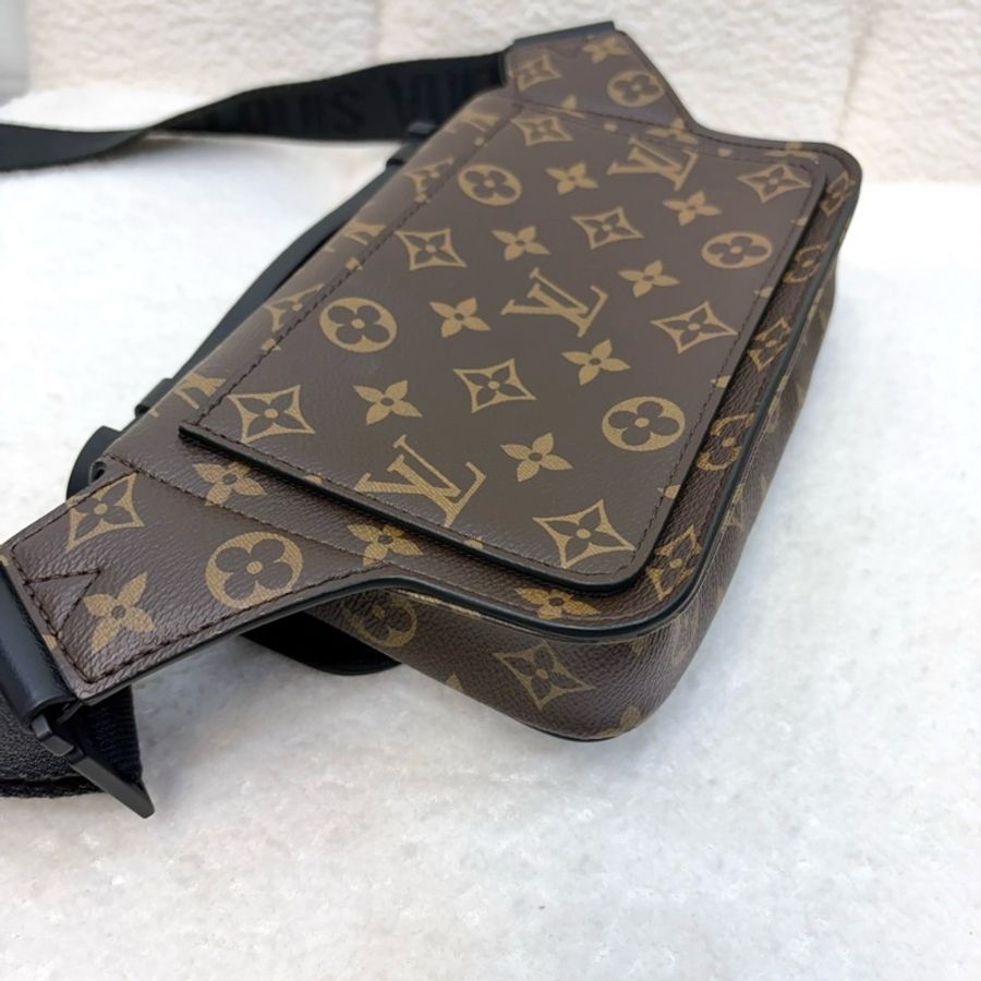 LV 路易威登 原花 Monogram Macassar 黑色 牛皮 S Lock Sling 手提包 胸包 斜背包 M45807-20