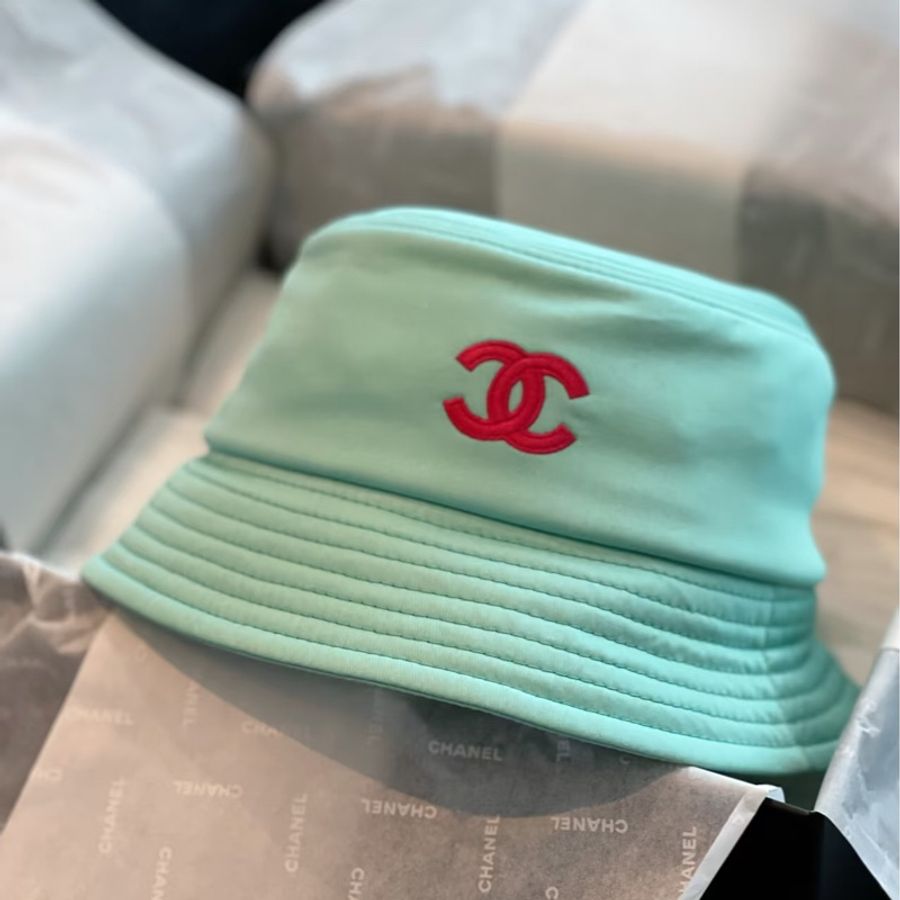Chanel • 經典薄荷綠拼芭比粉大Logo帆布漁夫帽-1