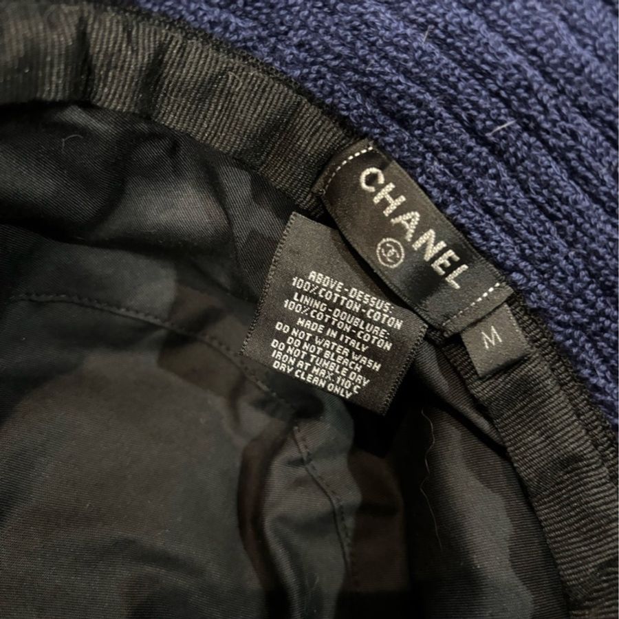 Chanel • 經典卡其色拼深藍色毛巾布大Logo漁夫帽-6