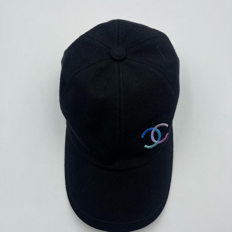 Chanel • 經典24c彩虹大Logo黑色棒球帽-4