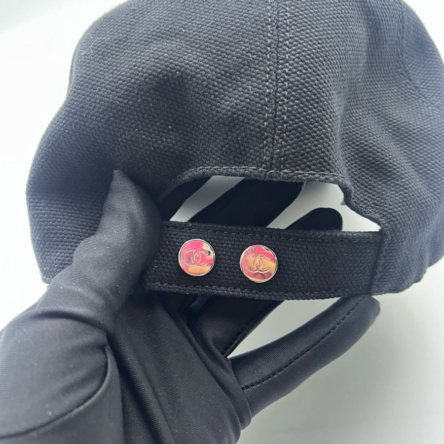Chanel • 經典24c彩虹大Logo黑色棒球帽-6