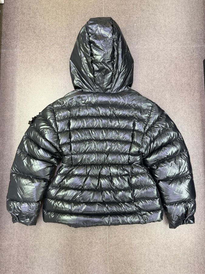 Moncler 女裝羽絨-1