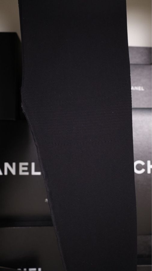Chanel 18年黑色cc紧身长裤-32