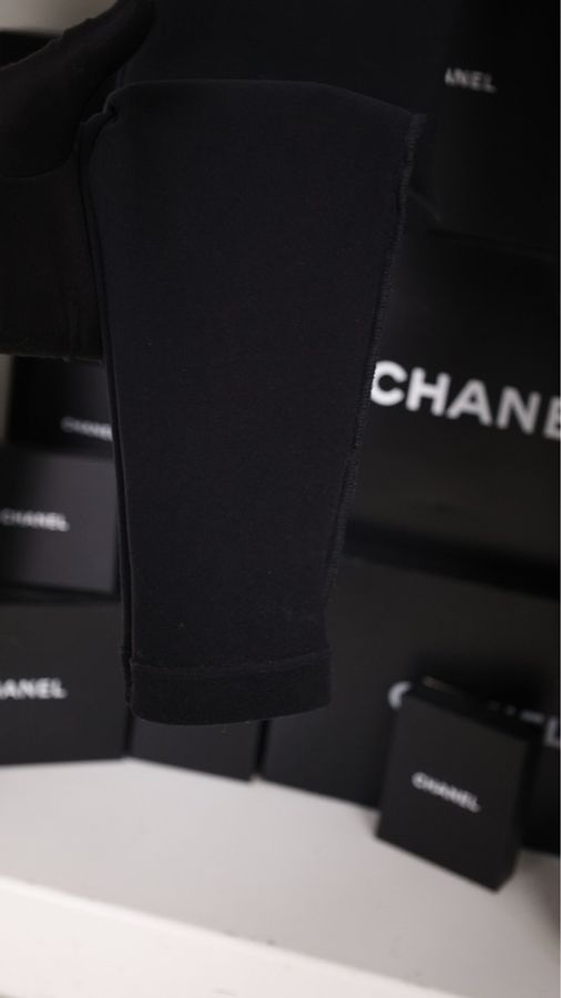 Chanel 18年黑色cc紧身长裤-41
