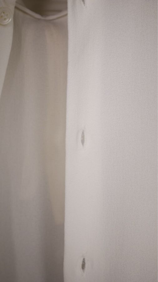 MIU MIU白色真丝莱茵石领口背心马甲上衣-56