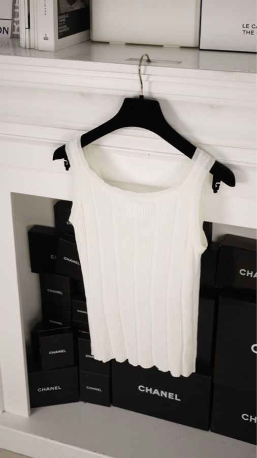 Chanel 07年白色针织无袖背心上衣-6