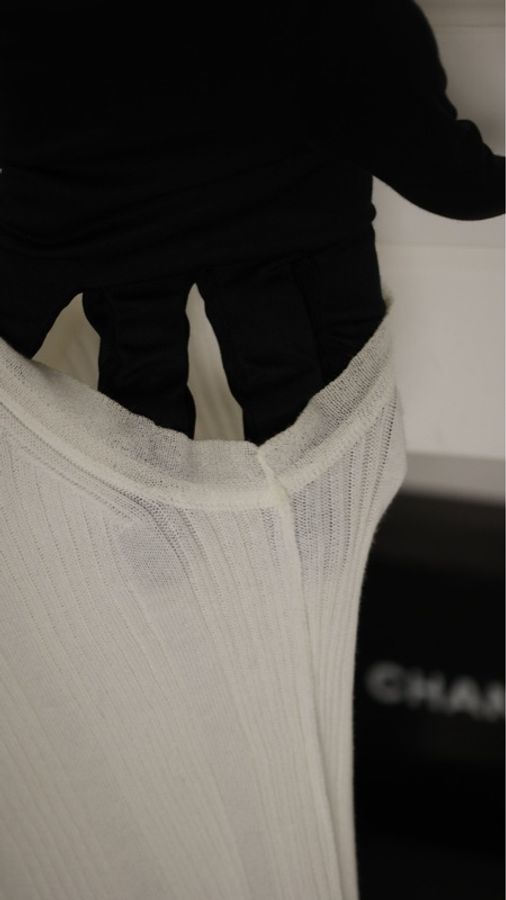 Chanel 07年白色针织无袖背心上衣-17