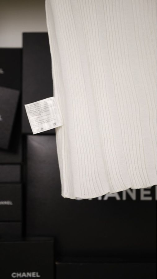 Chanel 07年白色针织无袖背心上衣-18