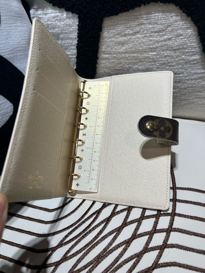 LV Notebook Limited Edition 特別版筆記本套-5