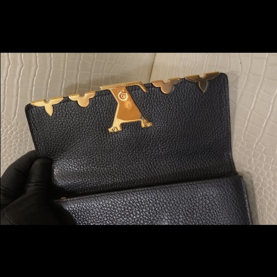 LV 黑皮金屬字花下蓋長夾-5