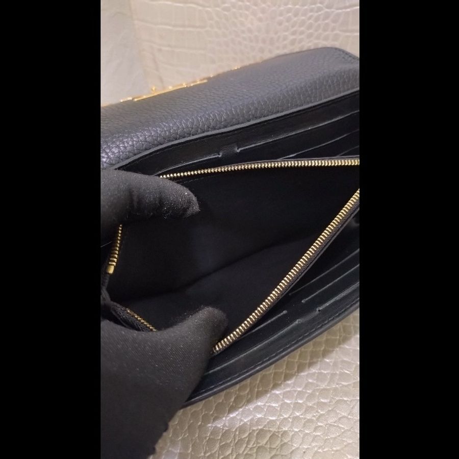 LV 黑皮金屬字花下蓋長夾-12