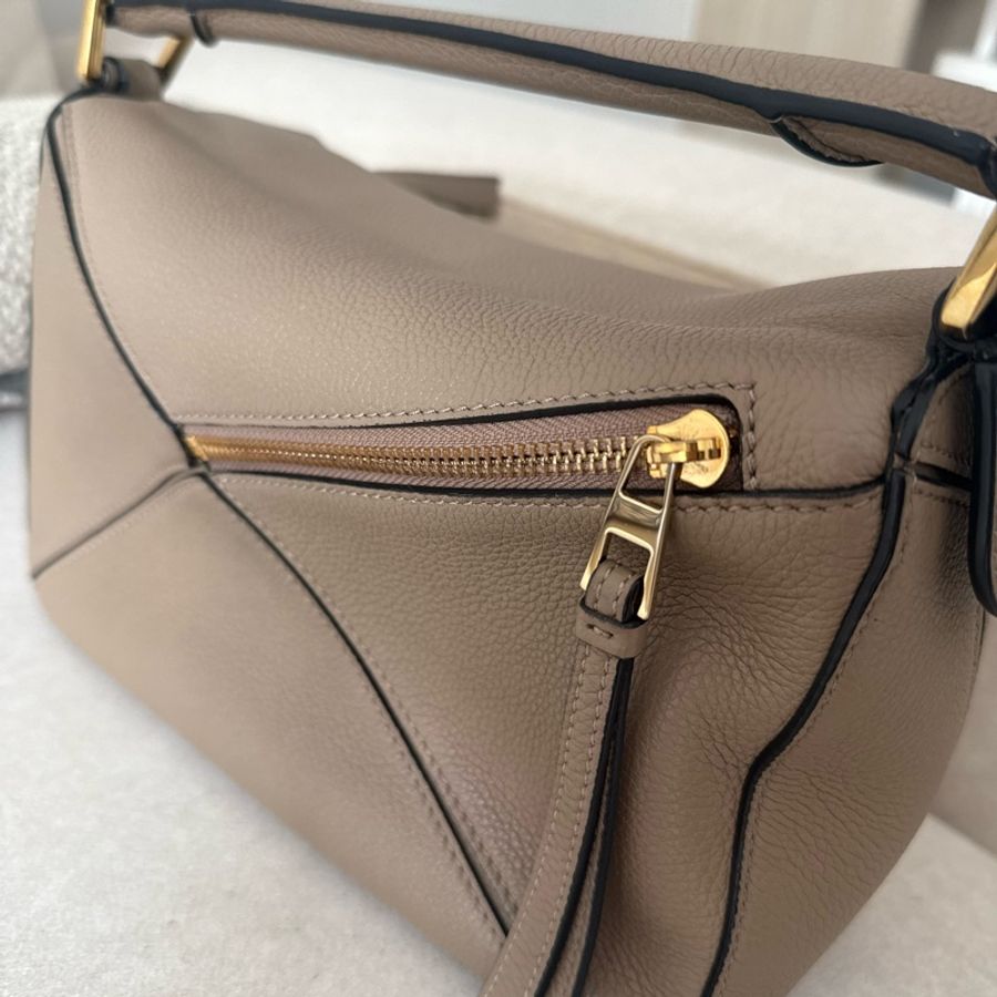 Loewe puzzle small 沙色(小號）附內襯-11