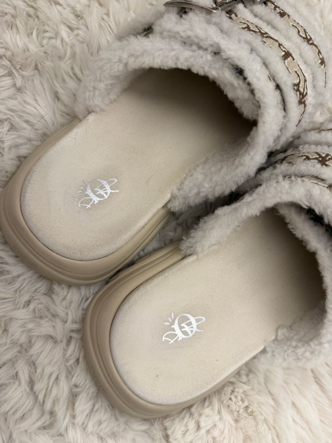 Dior x Travis Scott 毛毛拖鞋-12