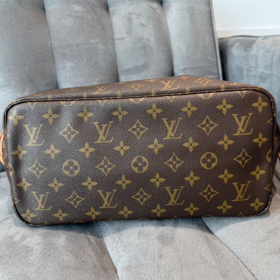 LV 字紋 Neverfull 肩背托特包-4