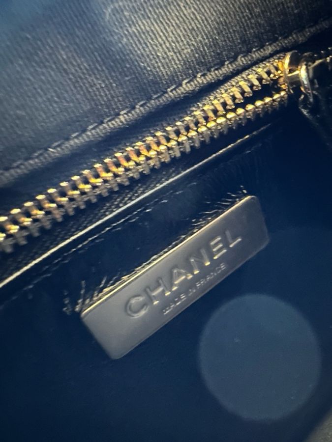 Chanel香奈兒 31bag 黑色菱格紋油蠟皮 25年晶片款 淡金扣 菱格紋 羊皮材質 金鏈 鏈條單肩斜挎手提包 迷你 女款 黑色-10