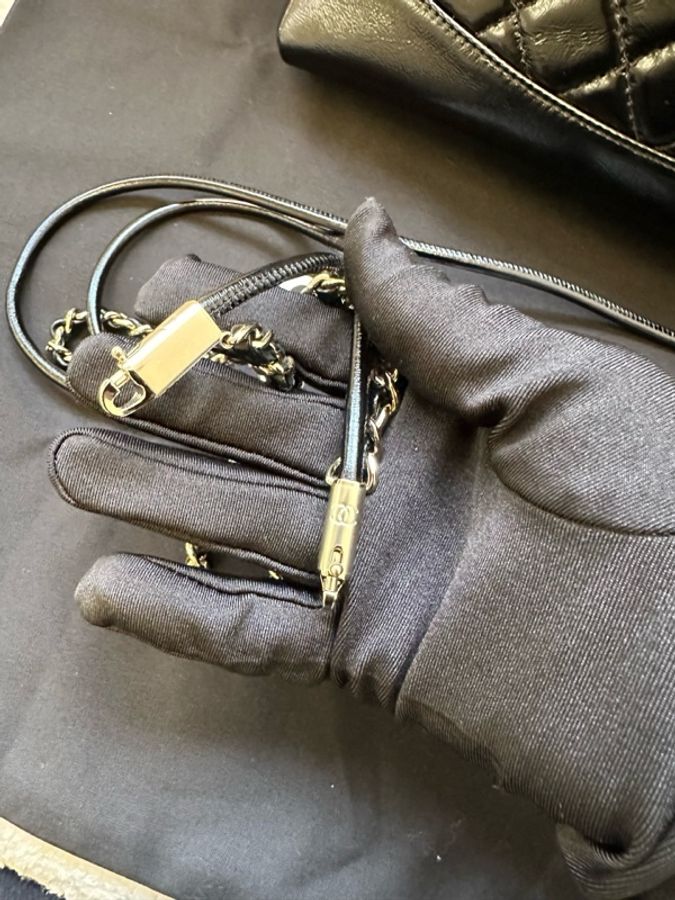 Chanel香奈兒 31bag 黑色菱格紋油蠟皮 25年晶片款 淡金扣 菱格紋 羊皮材質 金鏈 鏈條單肩斜挎手提包 迷你 女款 黑色-13