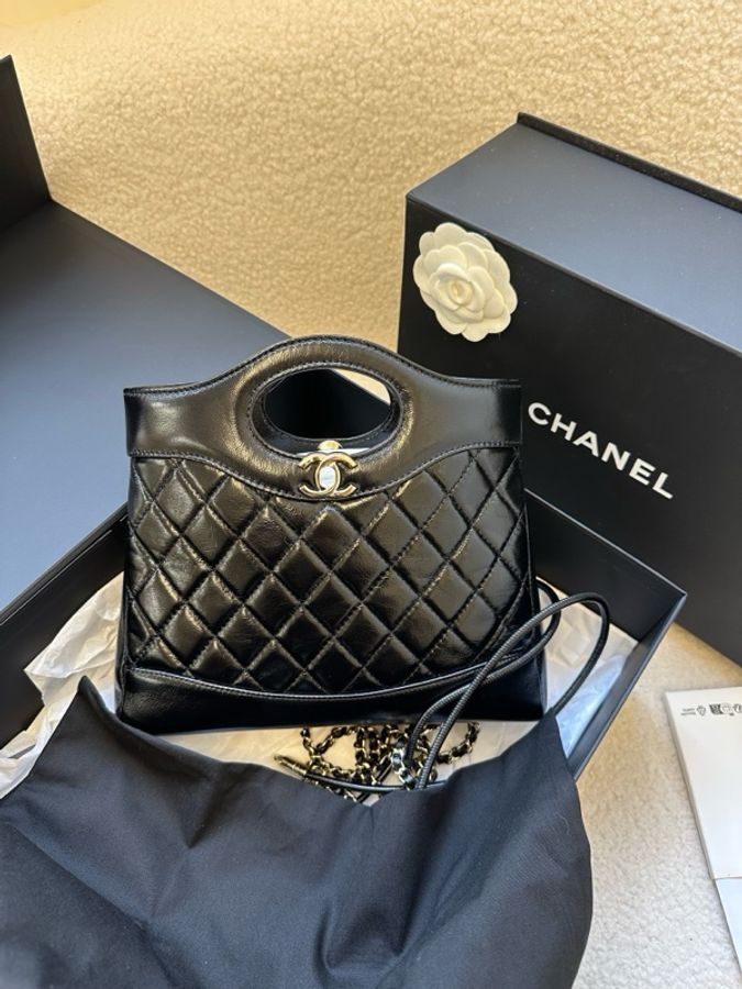 Chanel香奈兒 31bag 黑色菱格紋油蠟皮 25年晶片款 淡金扣 菱格紋 羊皮材質 金鏈 鏈條單肩斜挎手提包 迷你 女款 黑色-18
