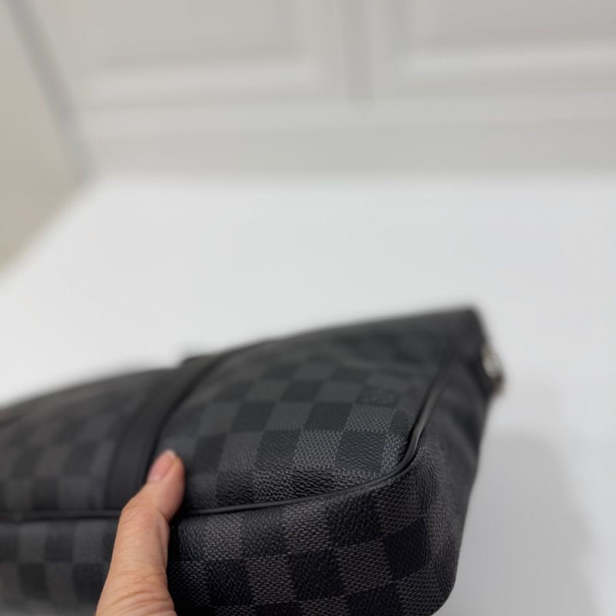 LV Damier Graphite 黑色棋盤格 公事包 手提包 電腦包-16