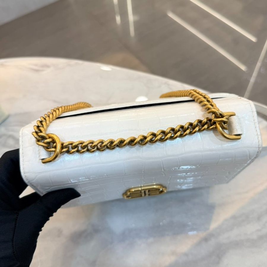 Balenciaga Classic City 金屬logo 斜背包-4