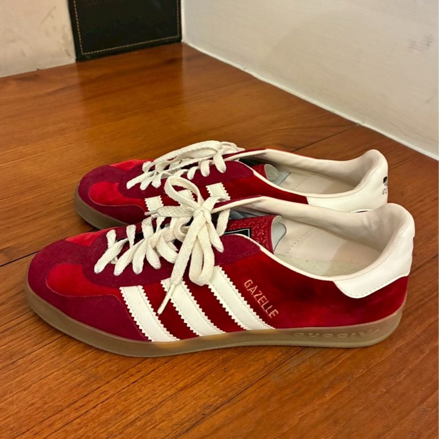 Gucci x愛迪達 紅色麂皮休閒鞋-1