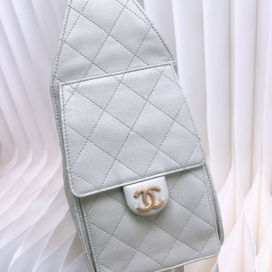 Chanel 25 小號淺灰色金釦-7