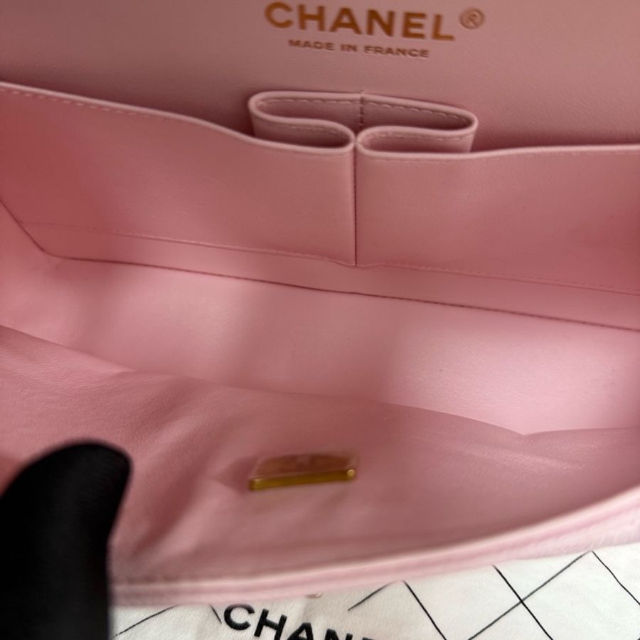 chanel香奈儿 999新 樱花粉金扣荔枝纹牛皮CF中号口盖包单肩斜挎包 芯片款-5