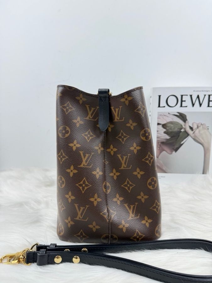 Louis Vuitton 路易威登 黑水桶 底26-2
